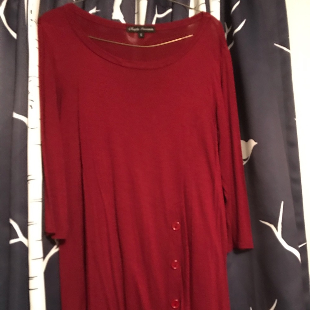 Maroon top